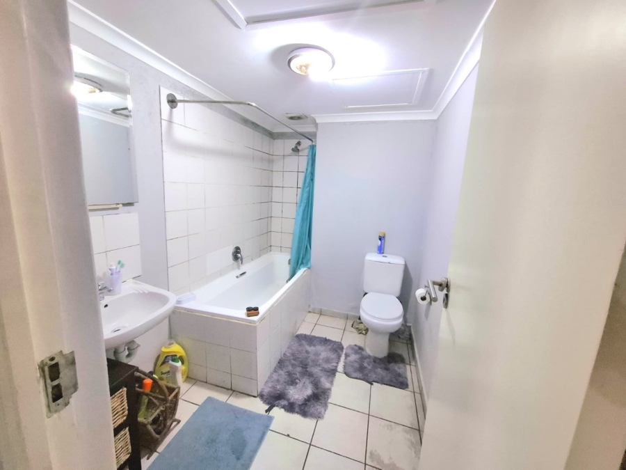 2 Bedroom Property for Sale in Townsend Estate Western Cape